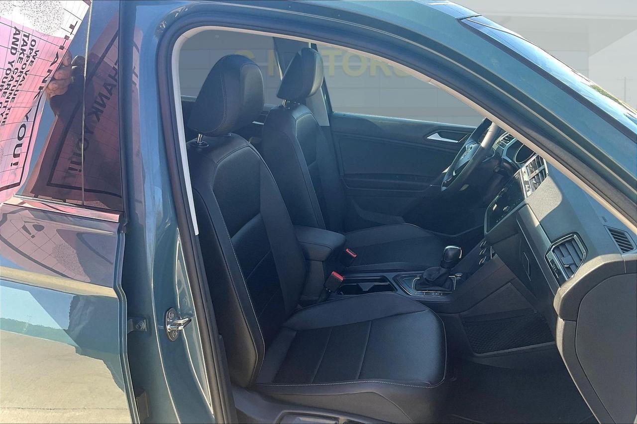 2020 VOLKSWAGEN TIGUAN SE Houston TX