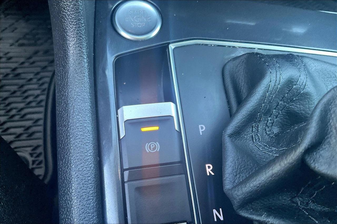 2020 VOLKSWAGEN TIGUAN SE Houston TX