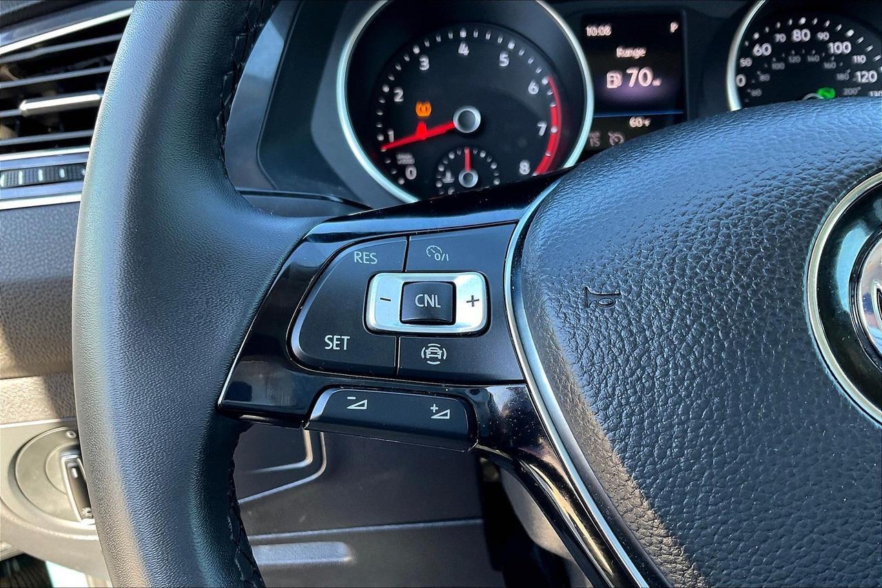 2020 VOLKSWAGEN TIGUAN SE Houston TX