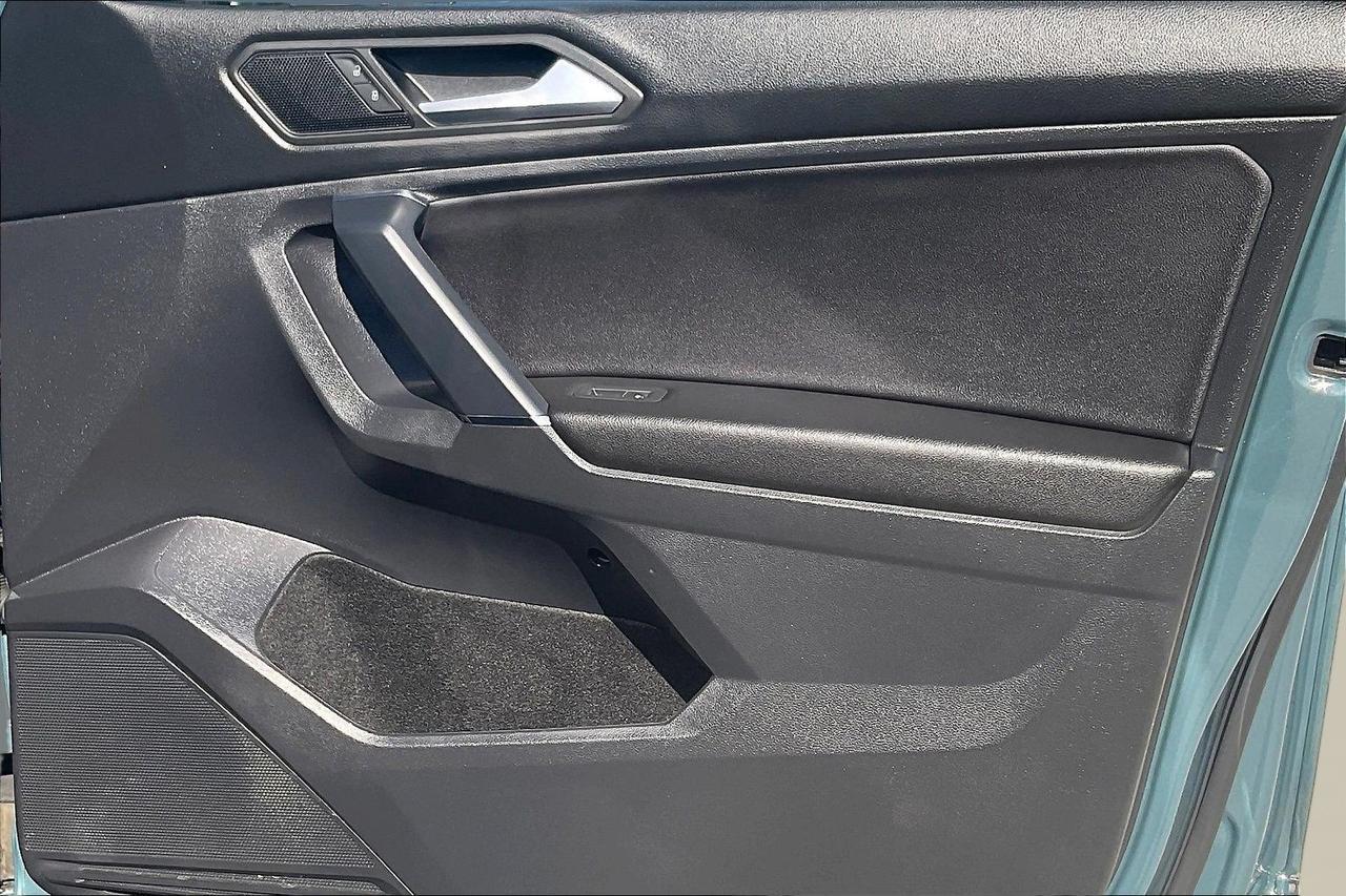 2020 VOLKSWAGEN TIGUAN SE Houston TX