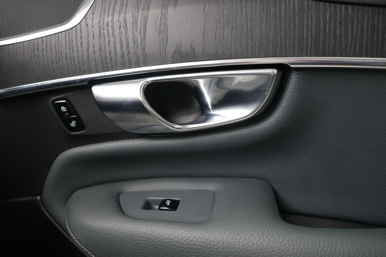 2020 VOLVO XC90 T6 MOMENTUM Houston TX