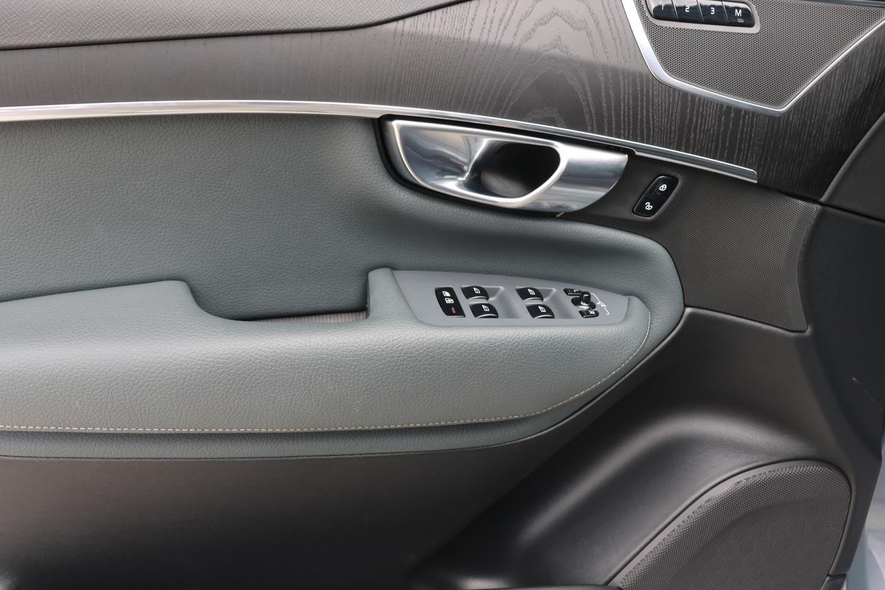 2020 VOLVO XC90 T6 MOMENTUM Houston TX