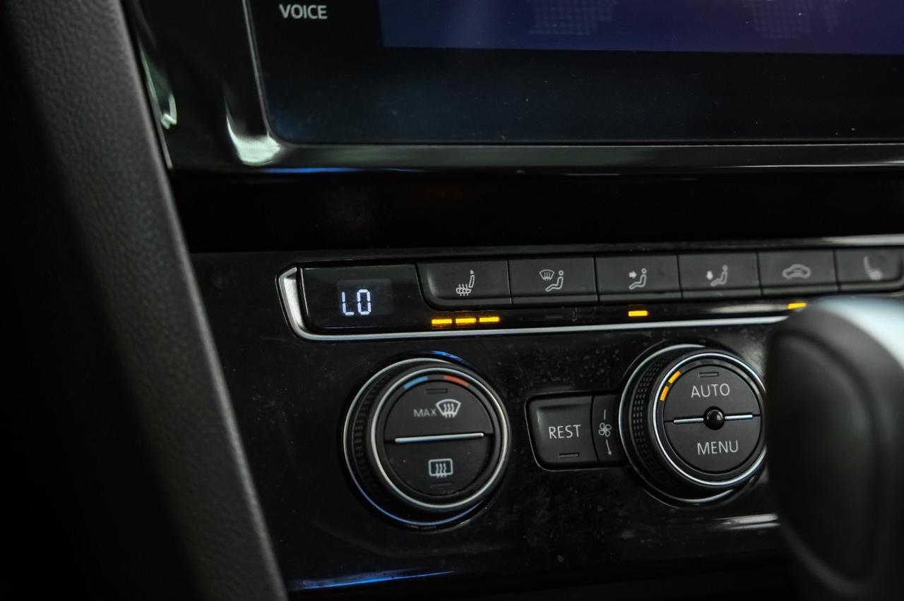 2020 Volkswagen Arteon SEL BLIND SPOT FORWARD COLLISION WARNING NAVIGATION SUNROOF LEATHER SEATS Carrollton TX