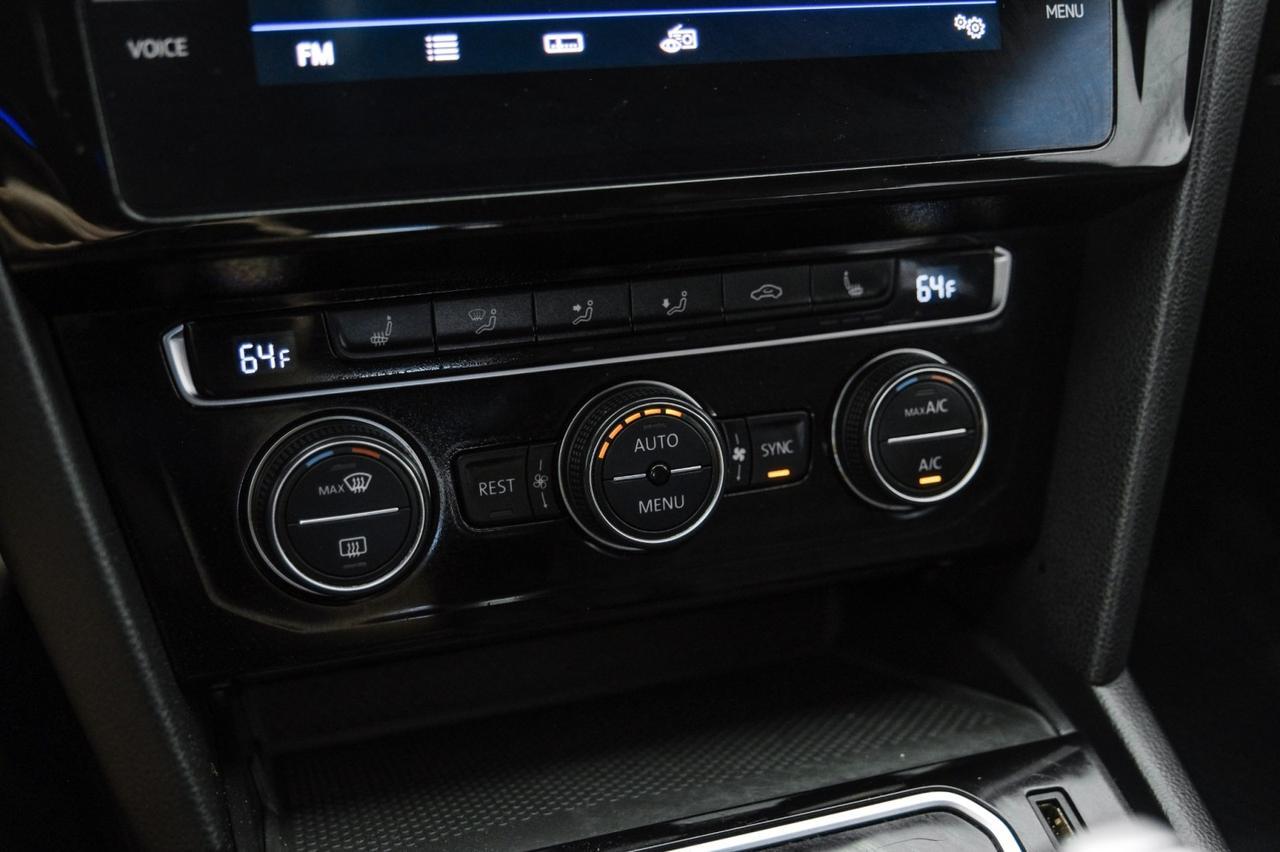 2020 Volkswagen Arteon SEL R-LINE BLIND SPOT FORWARD COLLISION WARNING NAVIGATION PANOR Carrollton TX