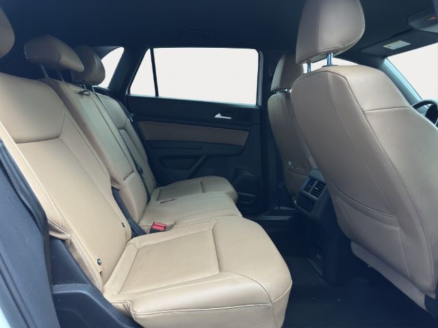 2020 Volkswagen Atlas Cross Sport 2.0T SE w/Technology | 2.0T SE w/Technology R-Line Miami FL