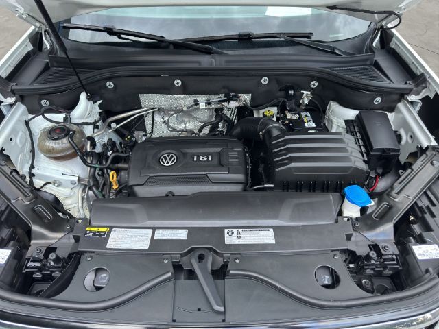 2020 Volkswagen Atlas Cross Sport 2.0T SE w/Technology | 2.0T SE w/Technology R-Line Miami FL