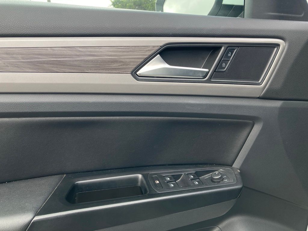 2020 Volkswagen Atlas Cross Sport 2.0T SE w/Technology San Antonio TX