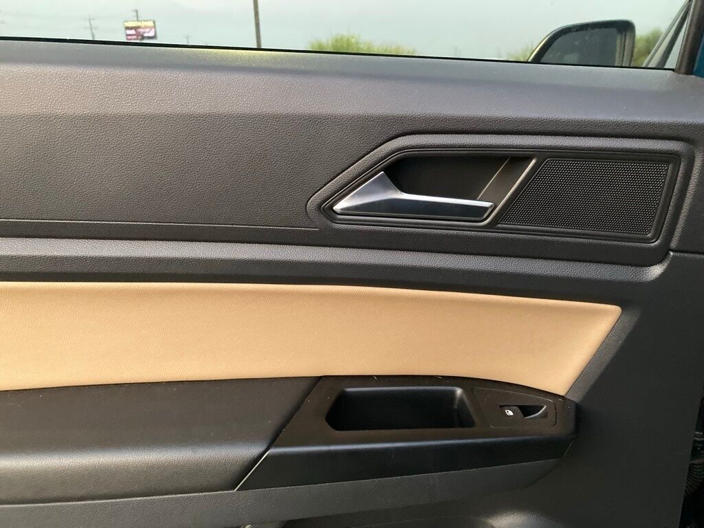 2020 Volkswagen Atlas Cross Sport 2.0T SE w/Technology San Antonio TX