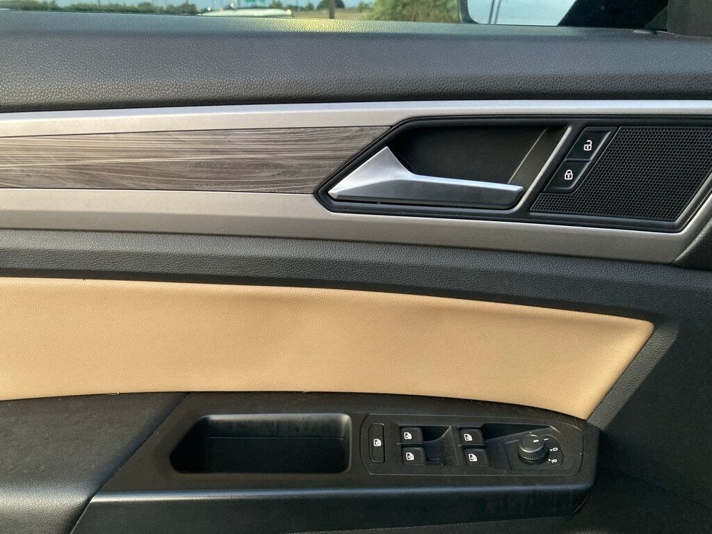 2020 Volkswagen Atlas Cross Sport 2.0T SE w/Technology San Antonio TX