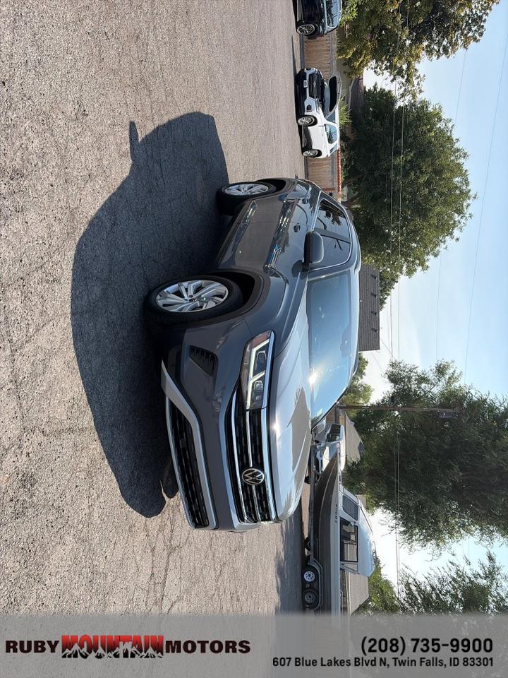 2020 Volkswagen Atlas Cross Sport 2.0T SEL Premium