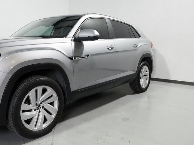2020 Volkswagen Atlas Cross Sport 3.6L V6 SE w/Technology *ADAPTIVE CRUISE, SAFETY ALERTS, BACKUP-CAMERA, COLOR TOUCHSCREEN, PANORAMA MOONROOF, HEATED SEATS, REMOTE START, POWER LIFTGATE, 20 INCH ALLOYS, ANDROID & APPLE Round Rock TX