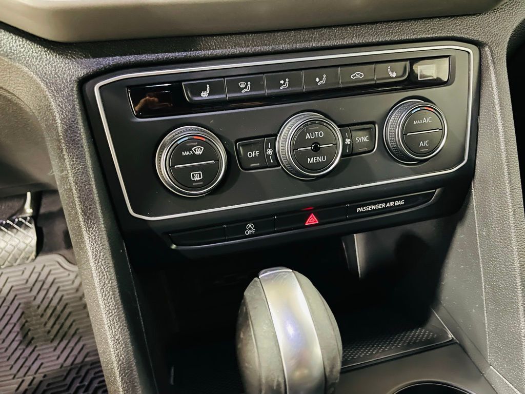 2020 Volkswagen Atlas Cross Sport 3.6L V6 SE w/Technology Jersey City NJ