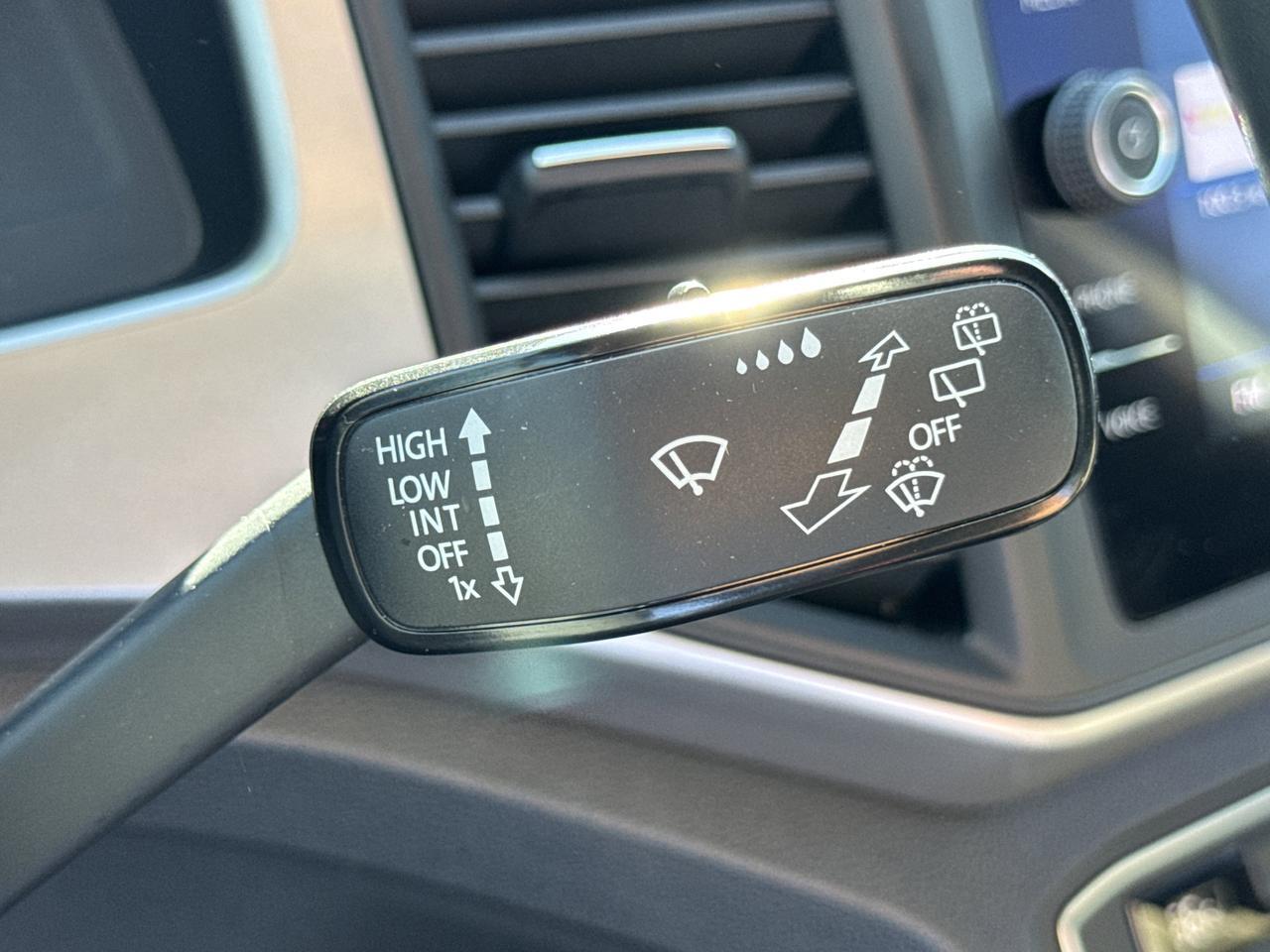 2020 Volkswagen Atlas Cross Sport 3.6L V6 SE w/Technology San Antonio TX