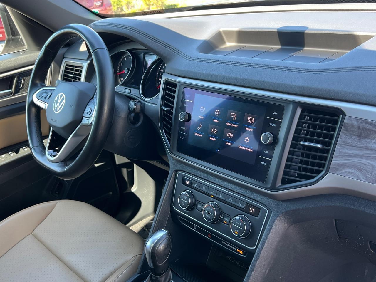 2020 Volkswagen Atlas Cross Sport 3.6L V6 SE w/Technology Hagerstown MD