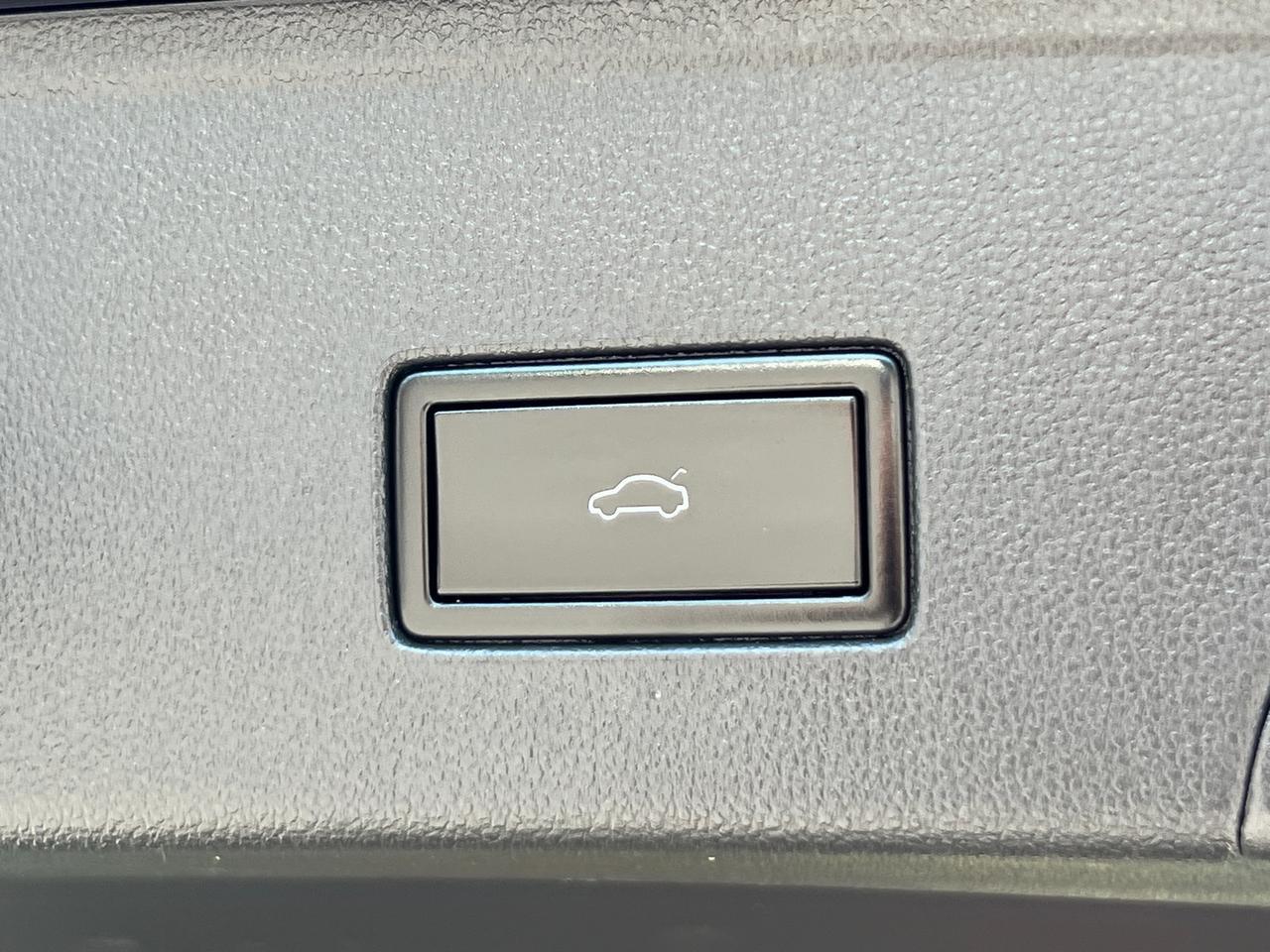 2020 Volkswagen Atlas Cross Sport 3.6L V6 SE w/Technology Hagerstown MD
