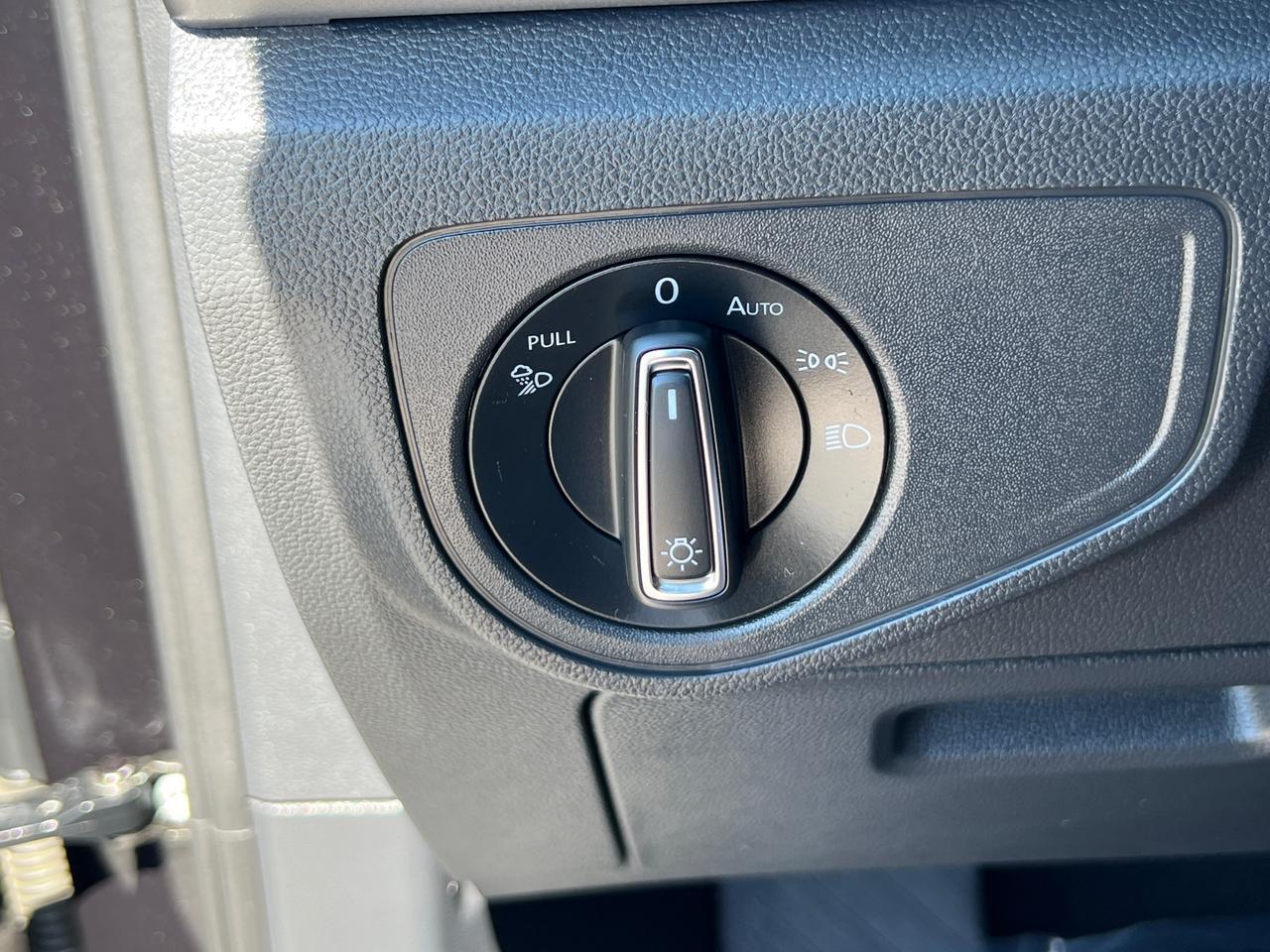 2020 Volkswagen Atlas Cross Sport 3.6L V6 SE w/Technology Hagerstown MD