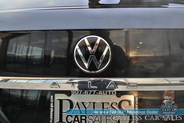 2020 Volkswagen Atlas Cross Sport 3.6L V6 SEL Premium / AWD / Auto Start / Heated & Cooled Leather Seats / Heated Steering Wheel / Navigation / Sunroof / Fender Speakers / Adaptive Cruise / Blind Spot & Collision Alert / Tow Pkg / 1-Owner Anchorage AK 2020 Volkswagen Atlas Cross Sport 3.6L V6 SEL Premium / AWD / Auto Start / Heated & Cooled Leather Seats / Heated Steering Wheel / Navigation / Sunroof / Fender Speakers / Adaptive Cruise / Blind Spot & Collision Alert / Tow Pkg / 1-Owner Anchorage AK