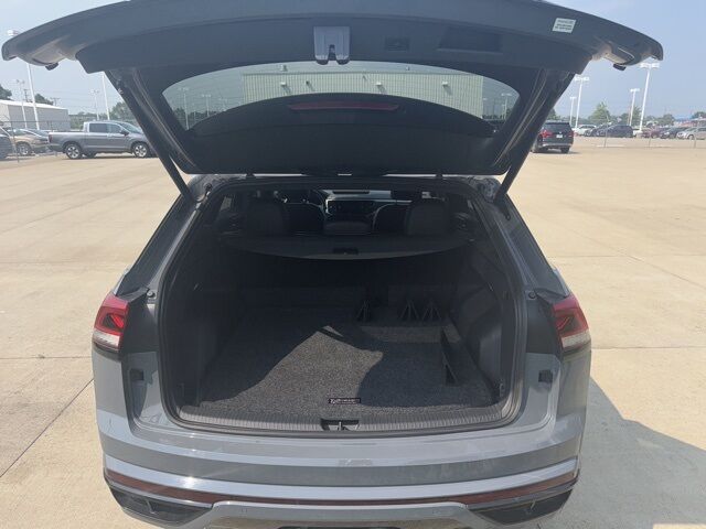 2020 Volkswagen Atlas Cross Sport 3.6L V6 SEL Premium R-Line West Burlington IA