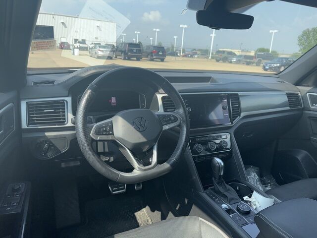 2020 Volkswagen Atlas Cross Sport 3.6L V6 SEL Premium R-Line West Burlington IA