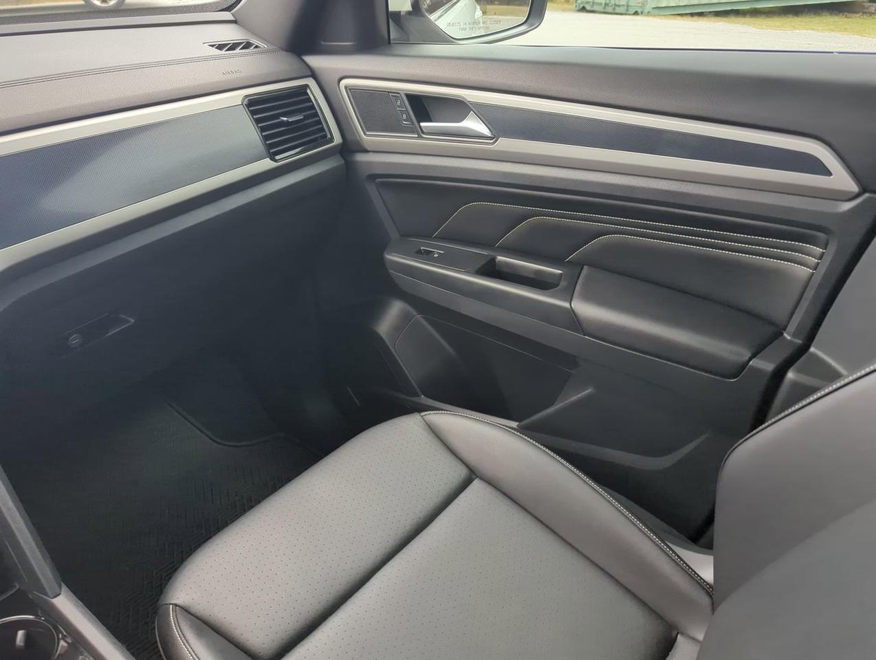 2020 Volkswagen Atlas Cross Sport 3.6L V6 SEL R-Line Appleton WI