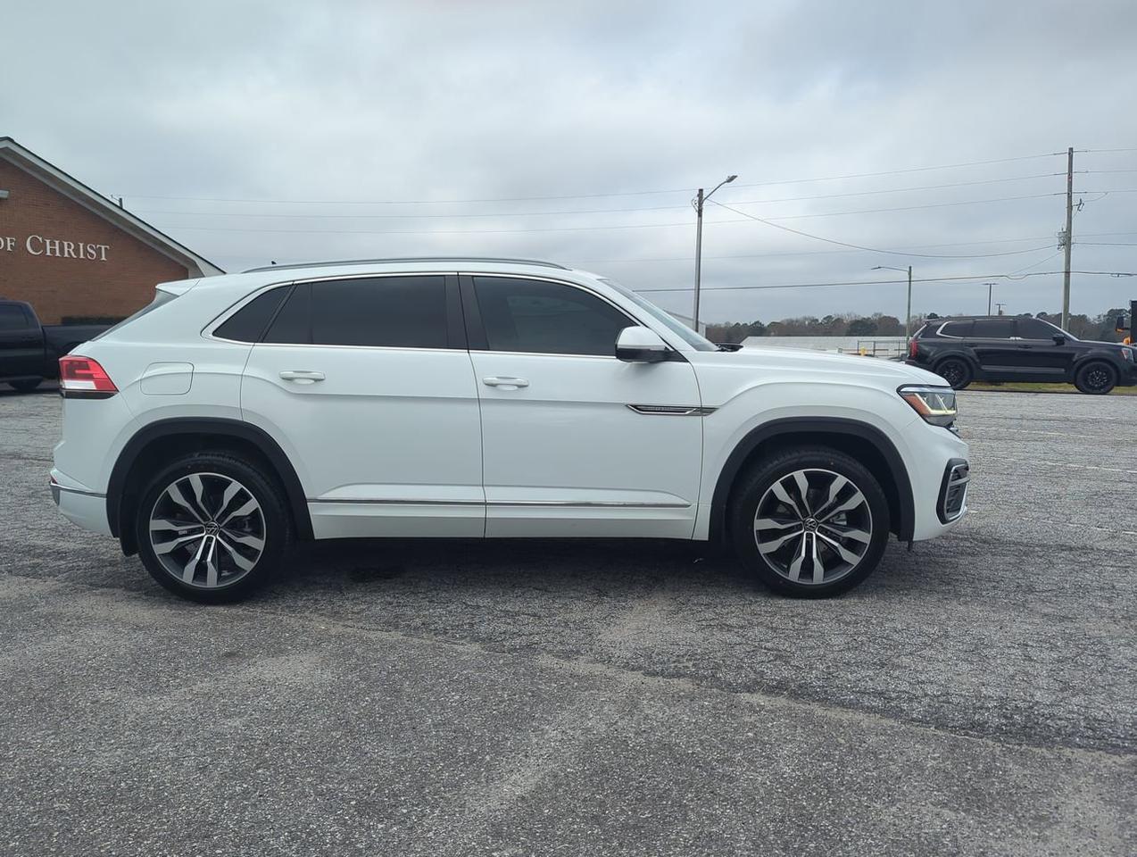 2020 Volkswagen Atlas Cross Sport 3.6L V6 SEL R-Line Appleton WI
