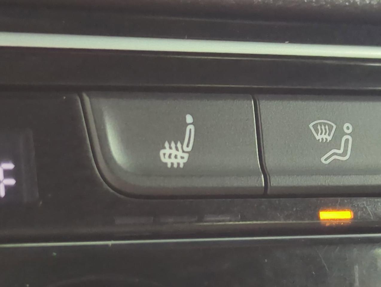 2020 Volkswagen Atlas Cross Sport 3.6L V6 SEL R-Line Appleton WI