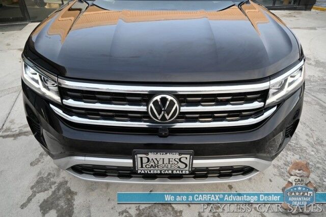 2020 Volkswagen Atlas Cross Sport SEL Premium / AWD / Auto Start / Heated & Cooled Leather Seats / Heated Steering Wheel / Navigation / Sunroof / Fender Speakers / Adaptive Cruise / Blind Spot & Collision Alert / Tow Pkg / 1-Owner Anchorage AK