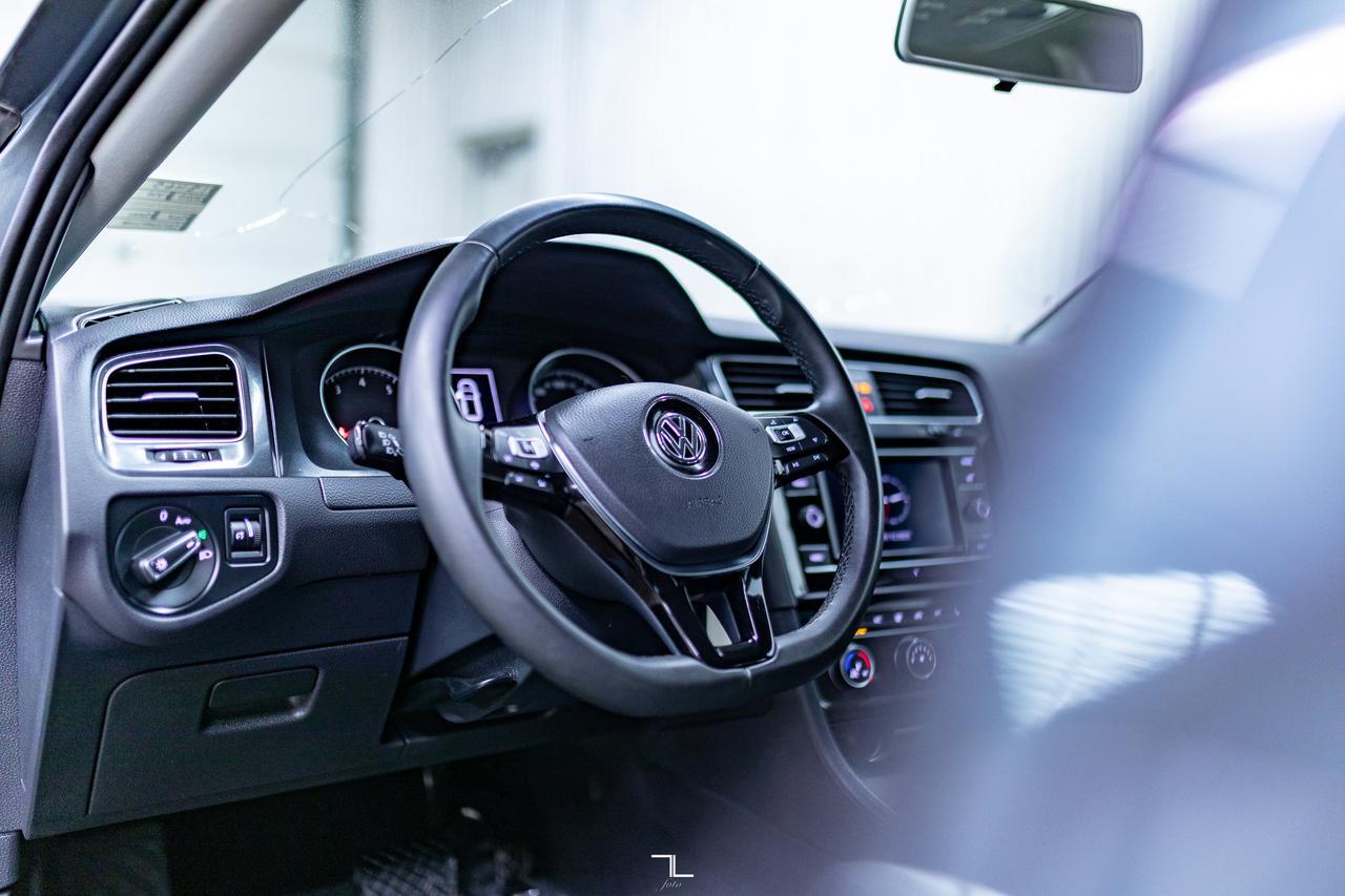 2020 Volkswagen Golf Comfortline PSeat BCam Red Deer AB