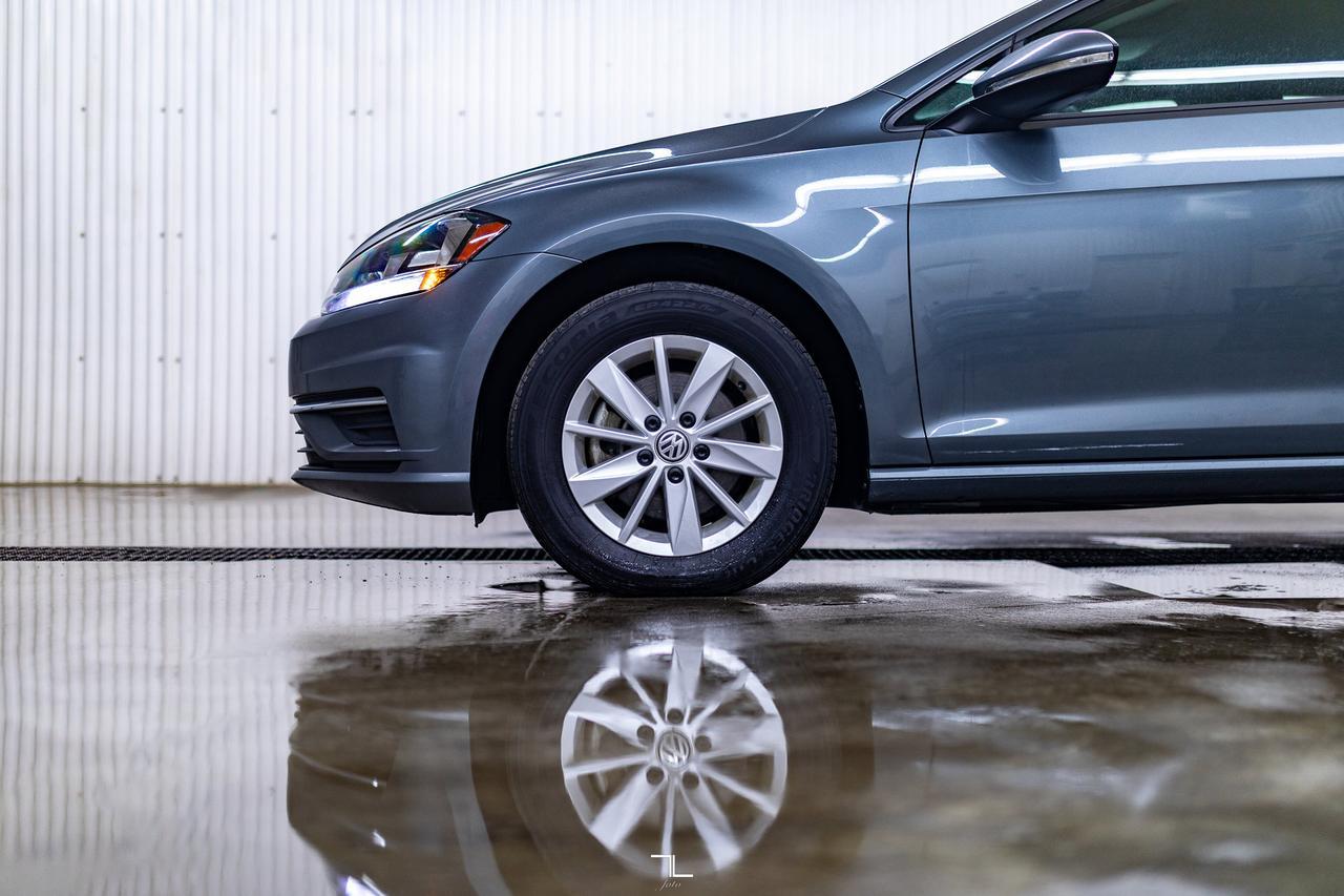 2020 Volkswagen Golf Comfortline PSeat BCam Red Deer AB