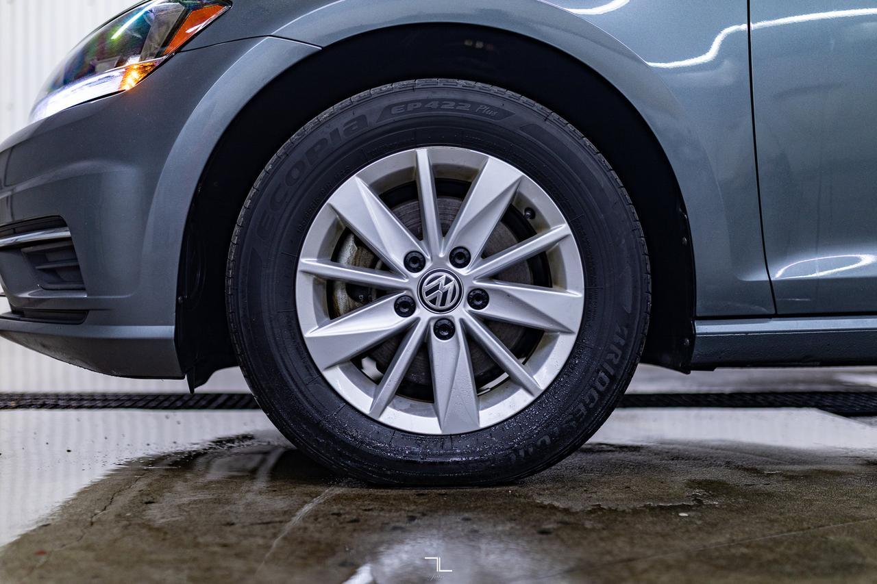 2020 Volkswagen Golf Comfortline PSeat BCam Red Deer AB