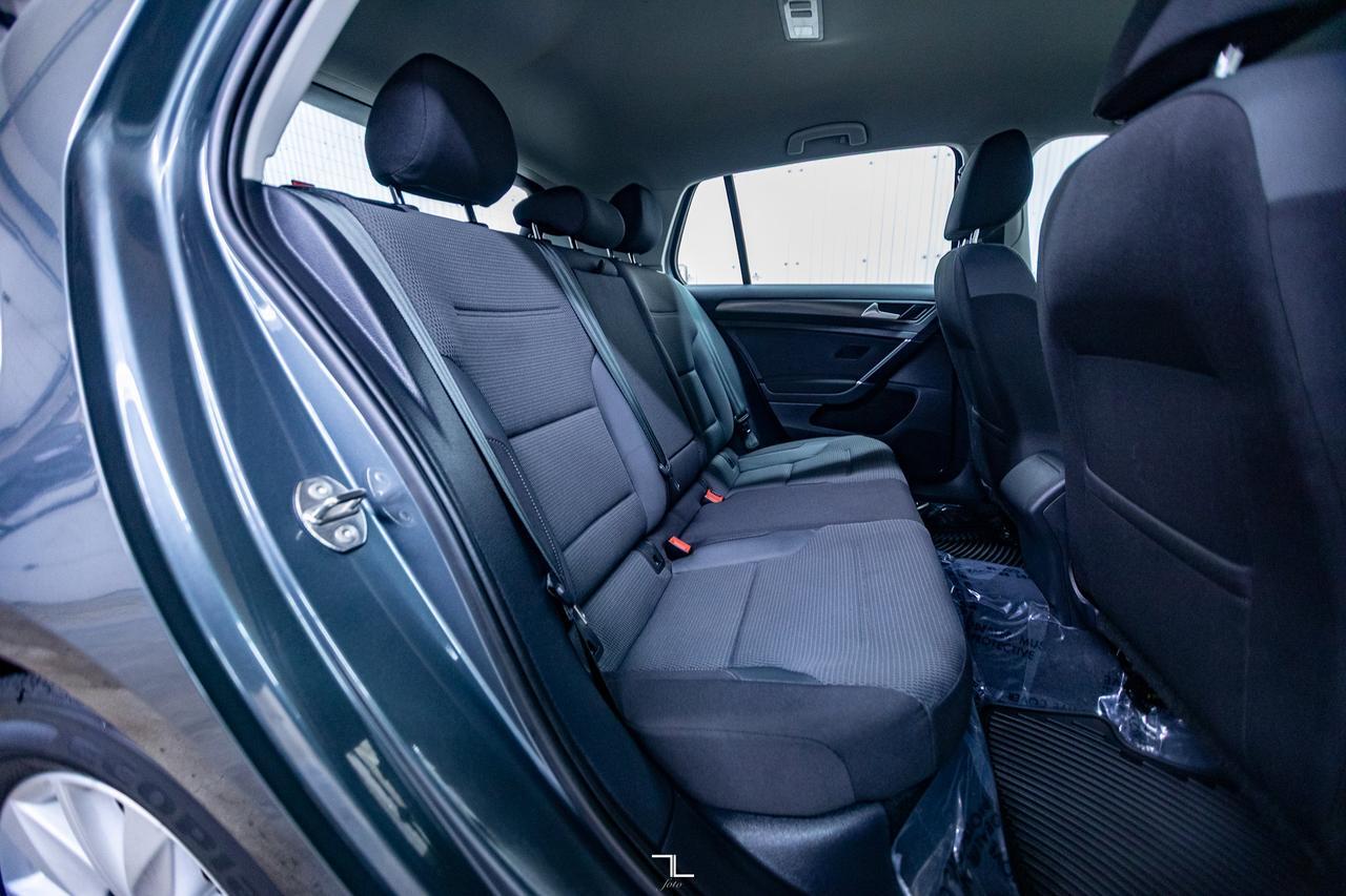 2020 Volkswagen Golf Comfortline PSeat BCam Red Deer AB