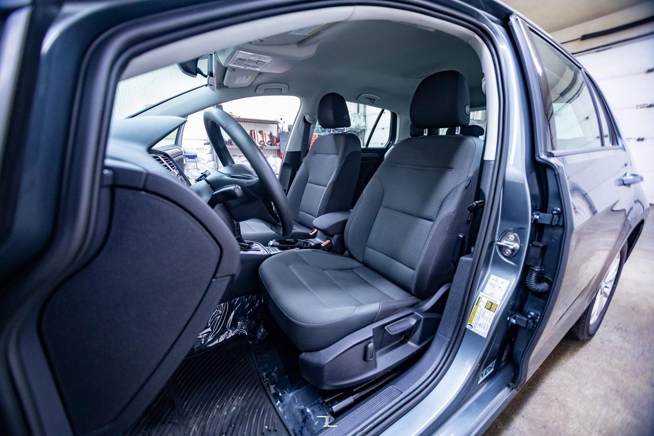 2020 Volkswagen Golf Comfortline PSeat BCam Red Deer AB