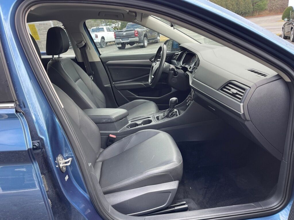 2020 Volkswagen Jetta 1.4T SE Orange MA