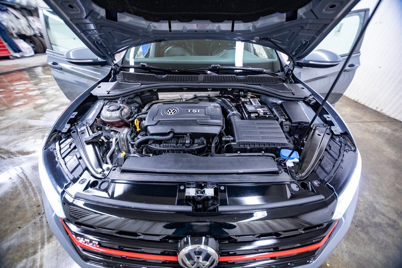 2020 Volkswagen Jetta GLI Leather Roof Nav BCam Red Deer AB