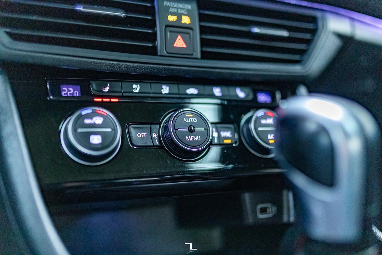 2020 Volkswagen Jetta GLI Leather Roof Nav BCam Red Deer AB