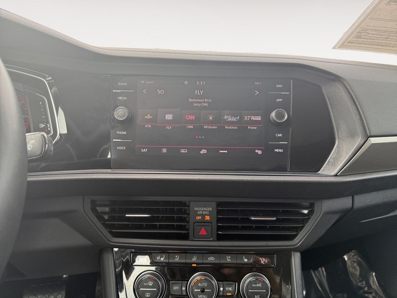 2020 Volkswagen Jetta SEL Premium, HEATED AND VENTILATED SEATS, 2ND ROW HEATED, SUNROOF, HEATED STEERING WHEEL, BACKUP CAMERA, REMOTE START, POWER MIRRORS, CLEAN CARFAX, ONLY 1 OWNER! Norfolk VA