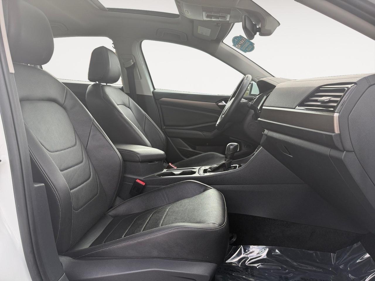 2020 Volkswagen Jetta SEL Premium, HEATED AND VENTILATED SEATS, 2ND ROW HEATED, SUNROOF, HEATED STEERING WHEEL, BACKUP CAMERA, REMOTE START, POWER MIRRORS, CLEAN CARFAX, ONLY 1 OWNER! Norfolk VA