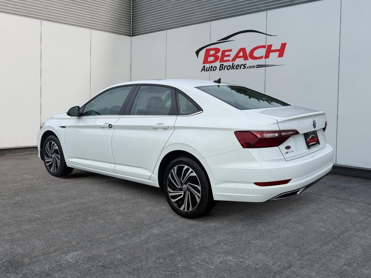 2020 Volkswagen Jetta SEL Premium, HEATED AND VENTILATED SEATS, 2ND ROW HEATED, SUNROOF, HEATED STEERING WHEEL, BACKUP CAMERA, REMOTE START, POWER MIRRORS, CLEAN CARFAX, ONLY 1 OWNER! Norfolk VA