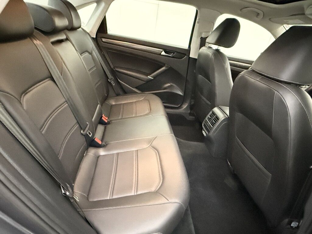 2020 Volkswagen Passat 2.0T R-Line Auto Maumee OH