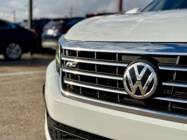 2020 Volkswagen Passat 2.0T R-Line