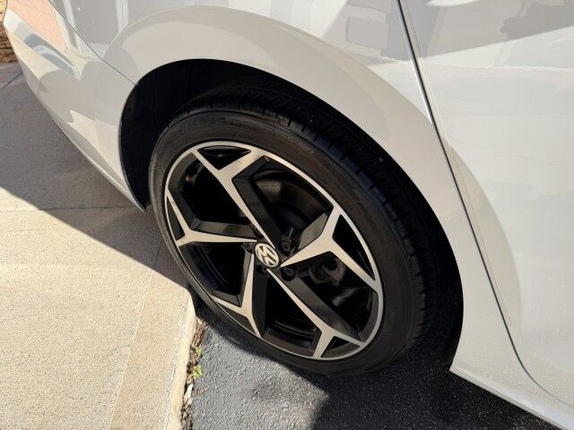 2020 Volkswagen Passat 2.0T R-Line Conover NC