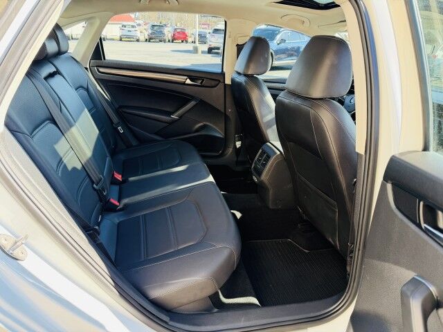 2020 Volkswagen Passat 2.0T R-Line Conover NC