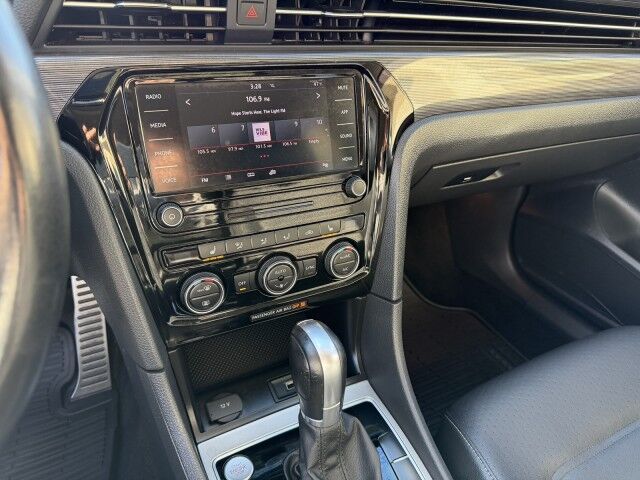 2020 Volkswagen Passat 2.0T R-Line Conover NC