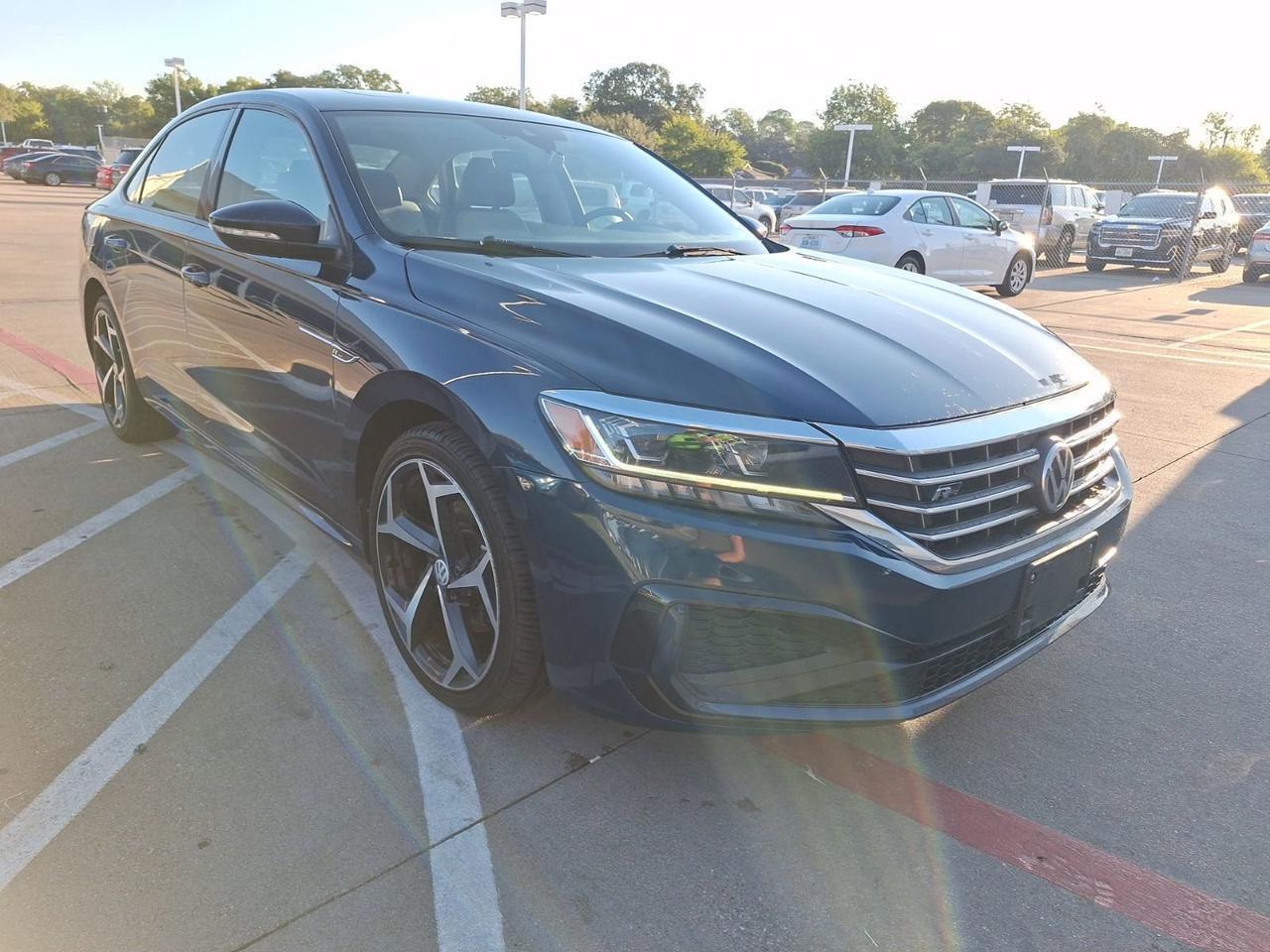 2020 Volkswagen Passat 2.0T R-Line Hurst TX