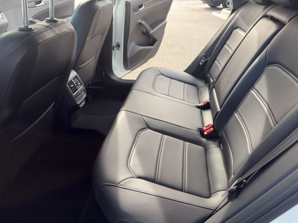 2020 Volkswagen Passat 2.0T R-Line Wilmington NC