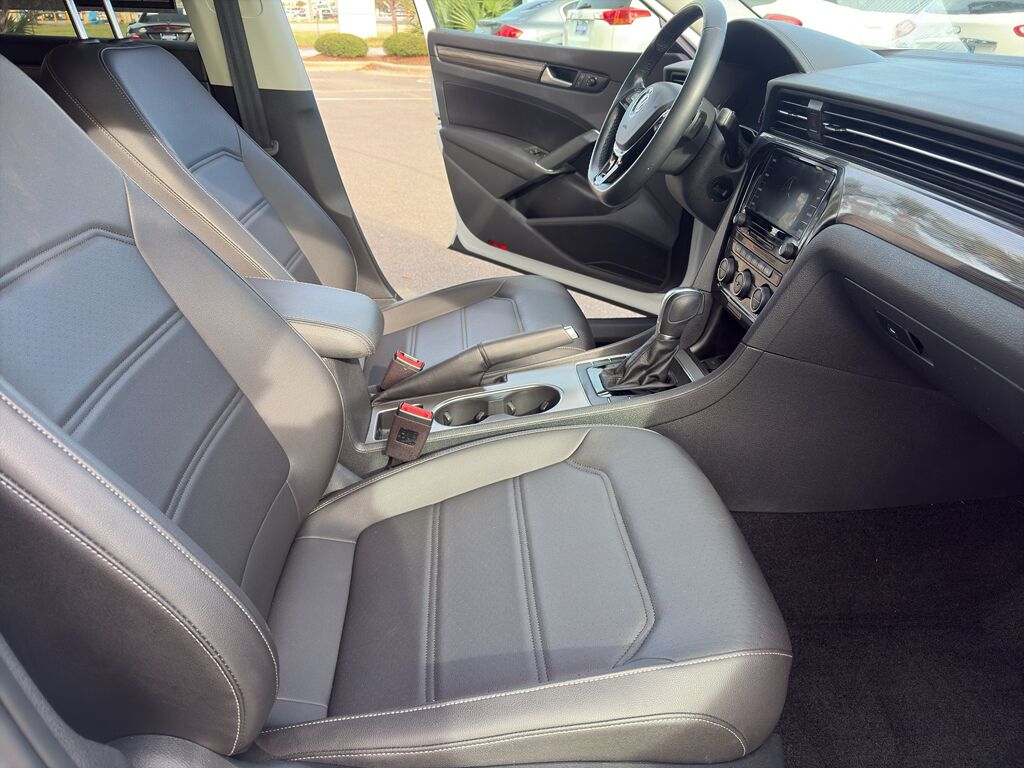 2020 Volkswagen Passat 2.0T R-Line Wilmington NC
