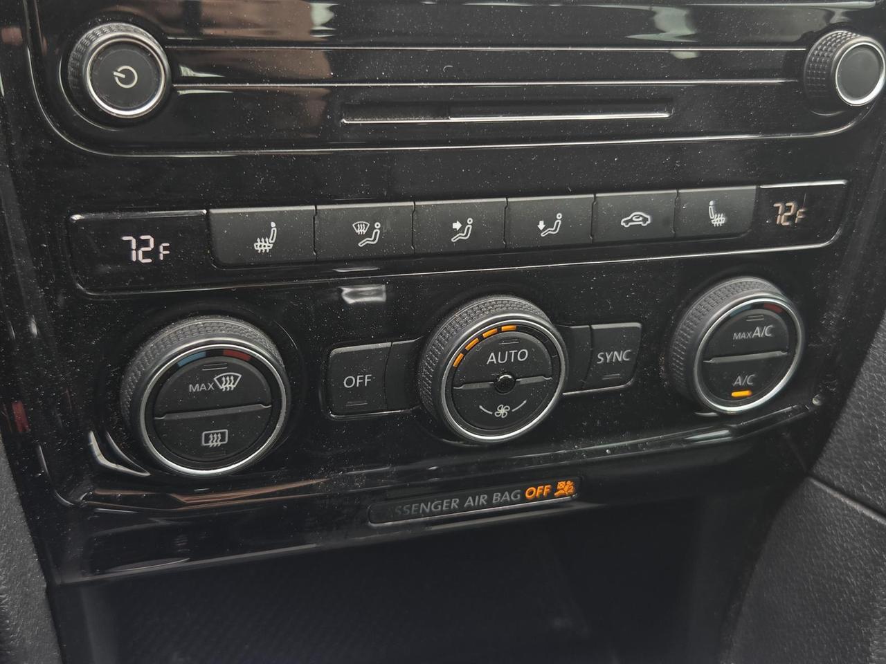 2020 Volkswagen Passat 2.0T SE Auto Beeville TX