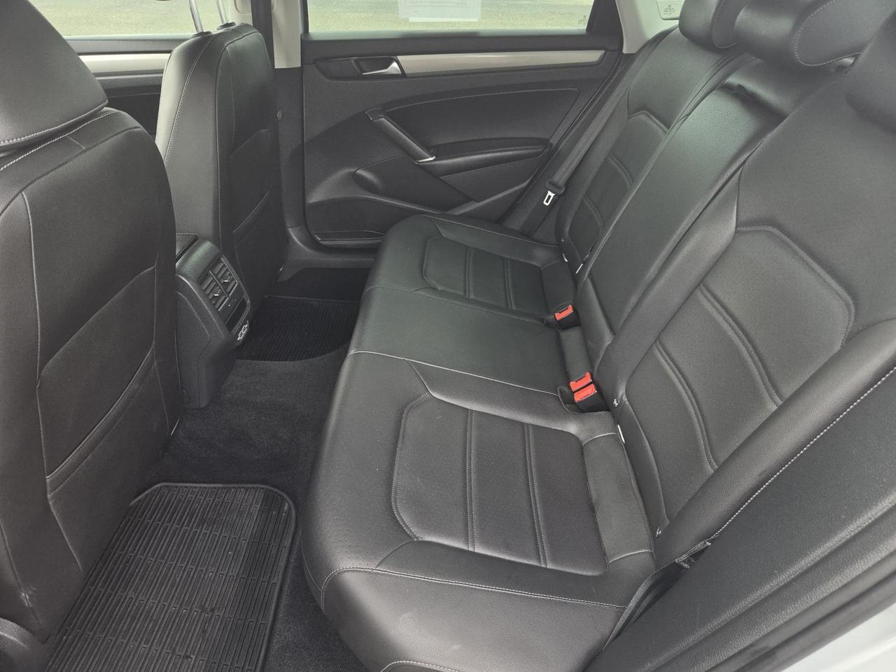 2020 Volkswagen Passat 2.0T SE Auto Beeville TX