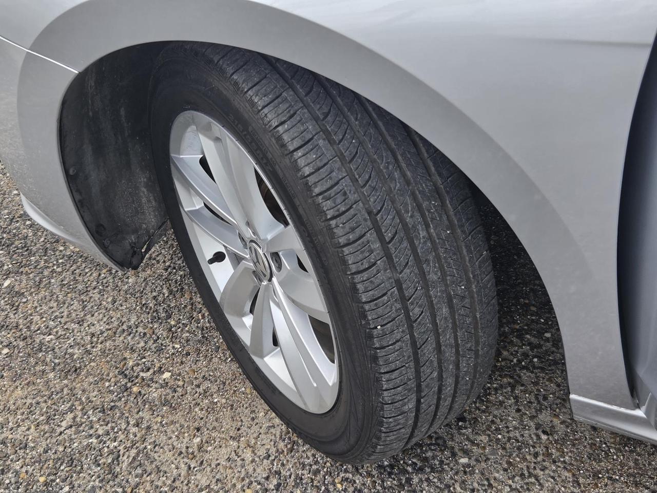 2020 Volkswagen Passat 2.0T SE Auto Beeville TX