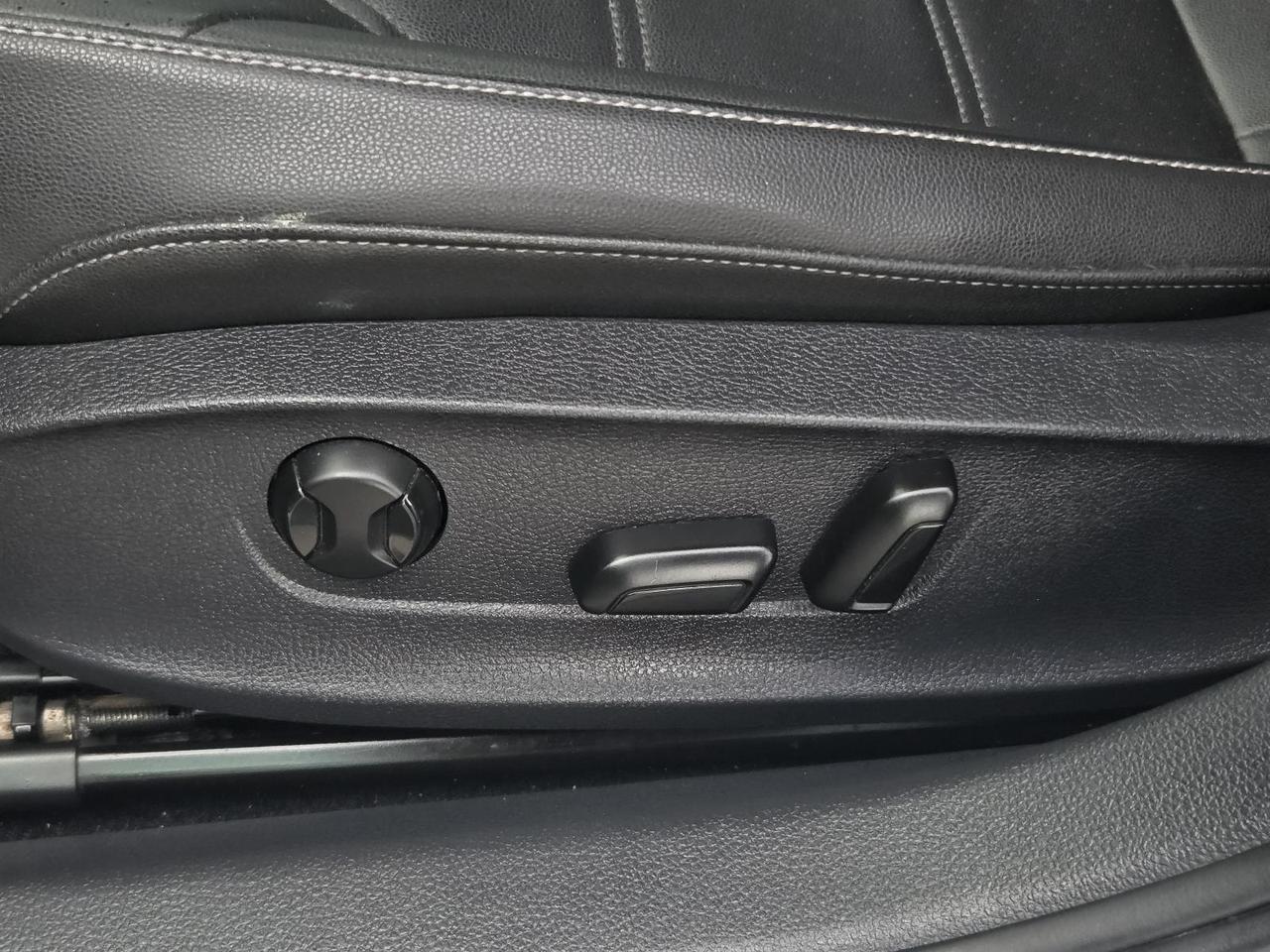 2020 Volkswagen Passat 2.0T SE Auto Beeville TX